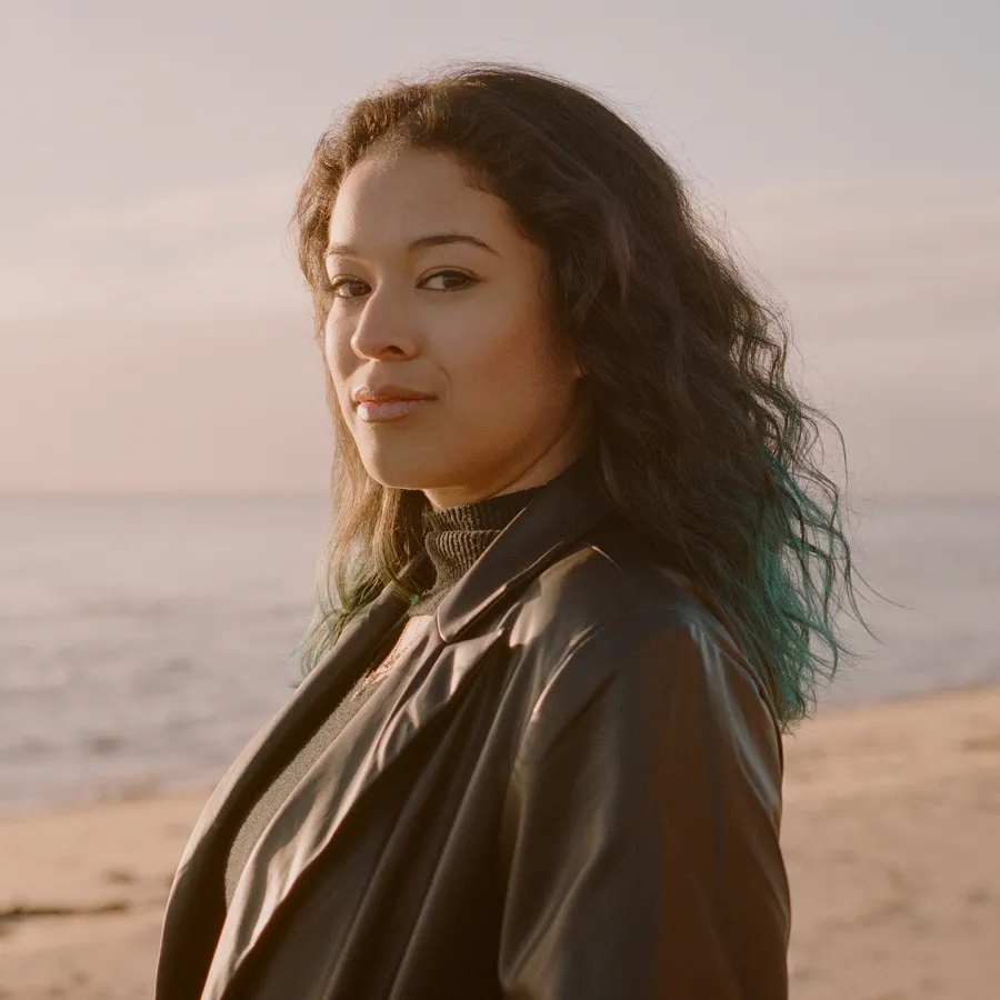 Portraits of Change Lyanne by Anne Moffat