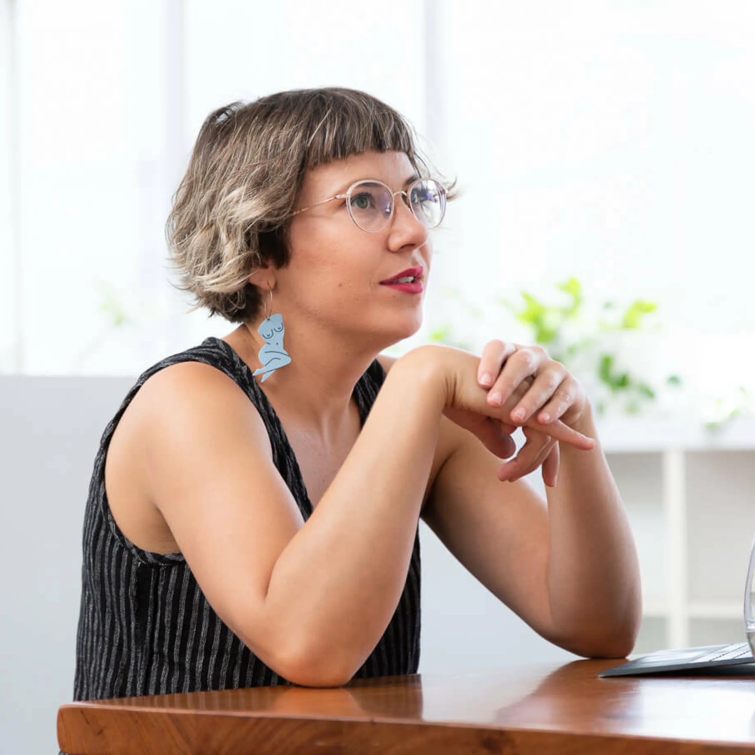 Sharing stories and exposing truth in data L