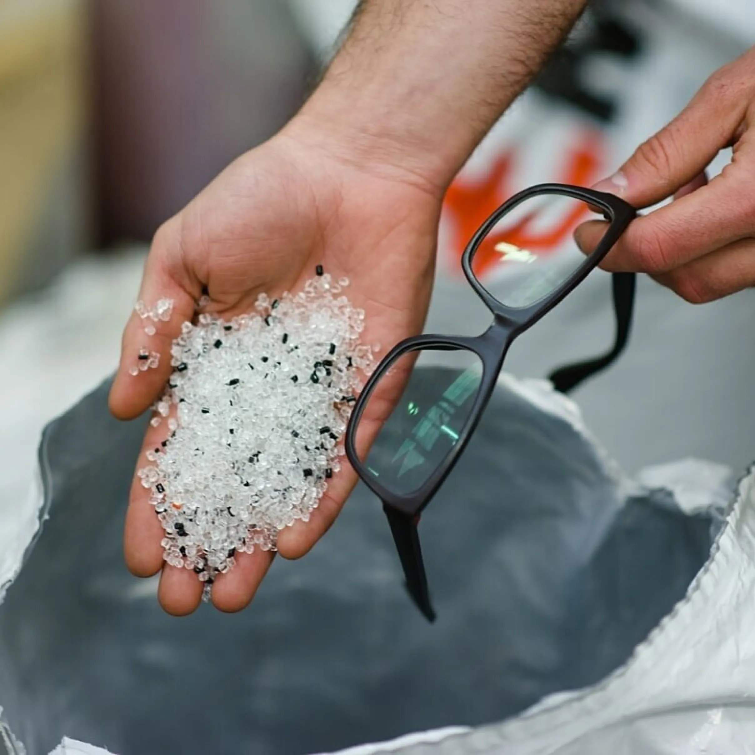 Sustainable vision greener glasses for everyone L